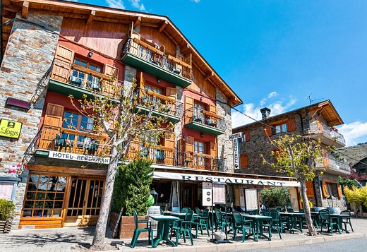 El Hotel Esquirol de Llívia se suma a la campaña #YoMeCorono para luchar contra el coronavirus