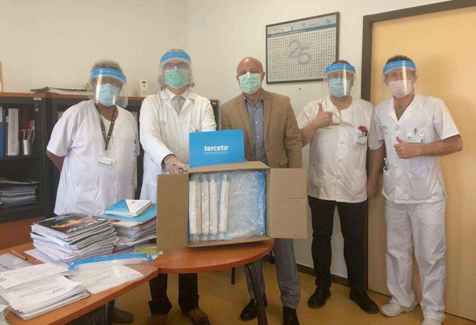 Terceto Comunicación dona 150 pantallas faciales de protección a Torrecárdenas y al AGS Nordeste Granada
