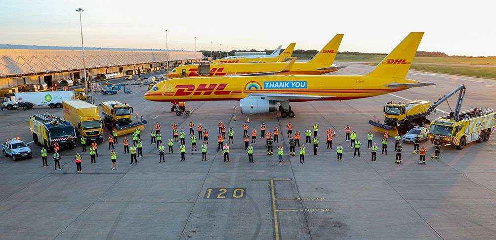 DHL agradece a sus empleados su dedicación con un mensaje en un avión Boeing 757