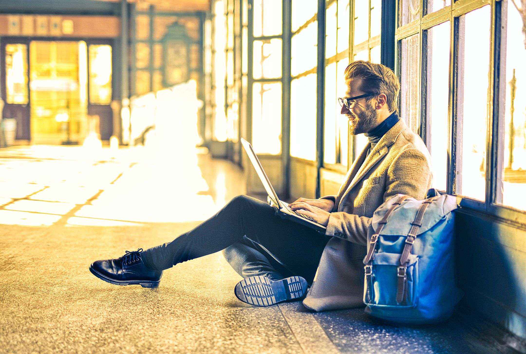 DM School lanza dos nuevos másteres en un novedoso formato online
