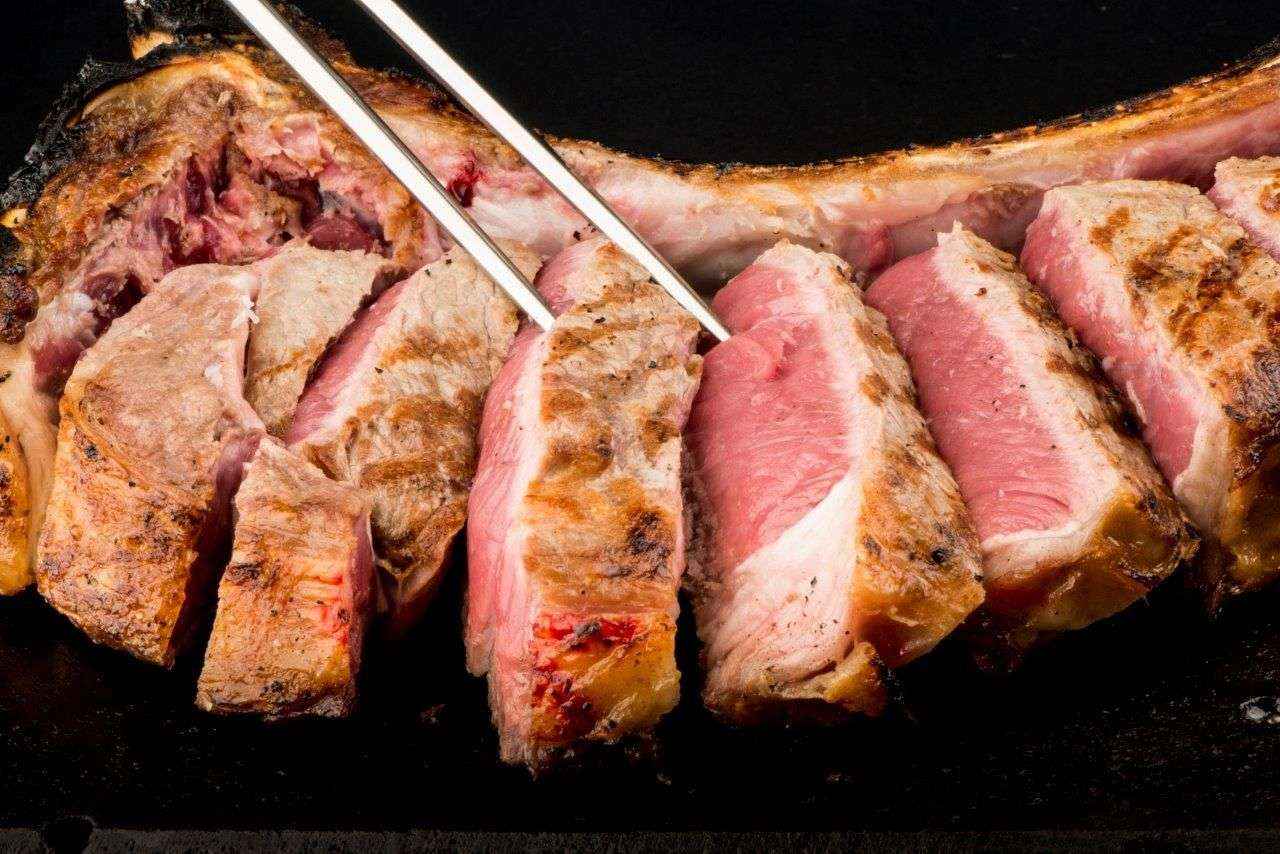 Brunelli’s Steakhouse reabre sus puertas al público