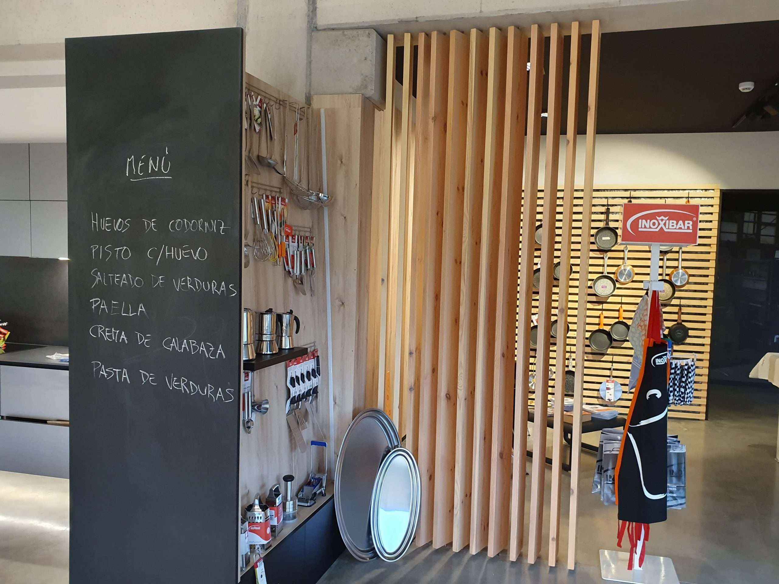 Inoxibar llena su nuevo showroom de actividades culinarias