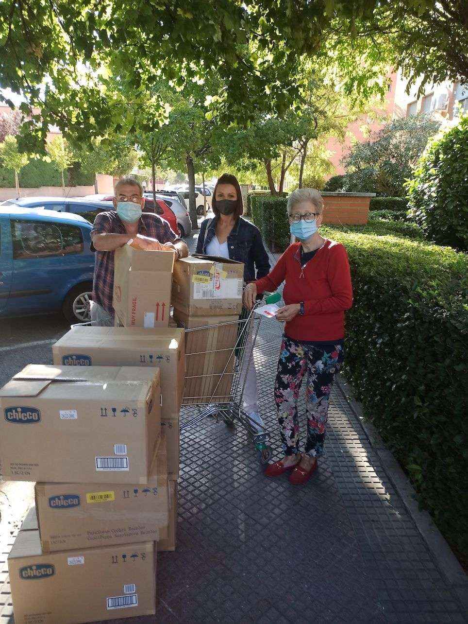 Fersay realiza una donación de productos a madres con necesidades