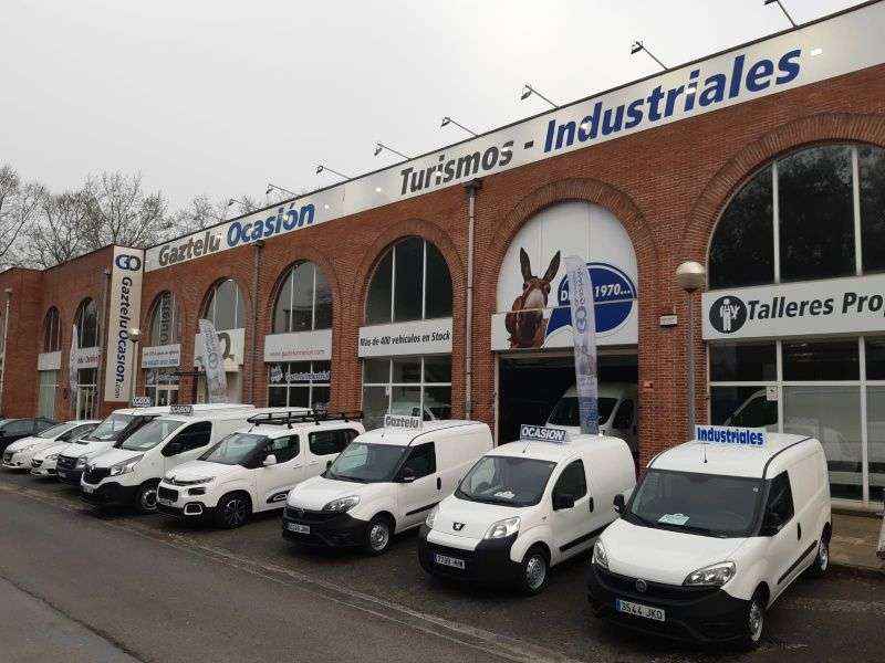 Gaztelu cumple 50 años dedicada al vehículo de ocasión