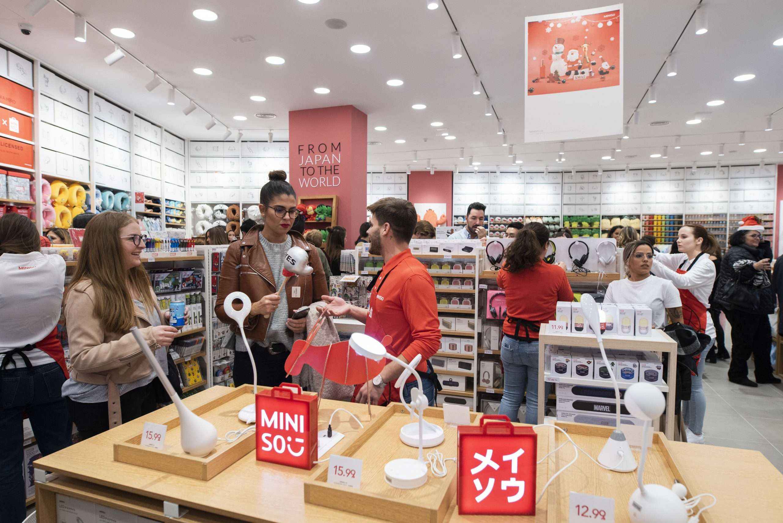 Miniso llega al centro de Madrid con su diseño japonés de calidad y buen precio