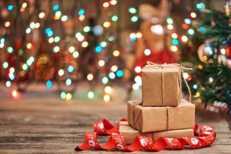 Acierta seguro al regalar un perfume o un reloj en Navidad