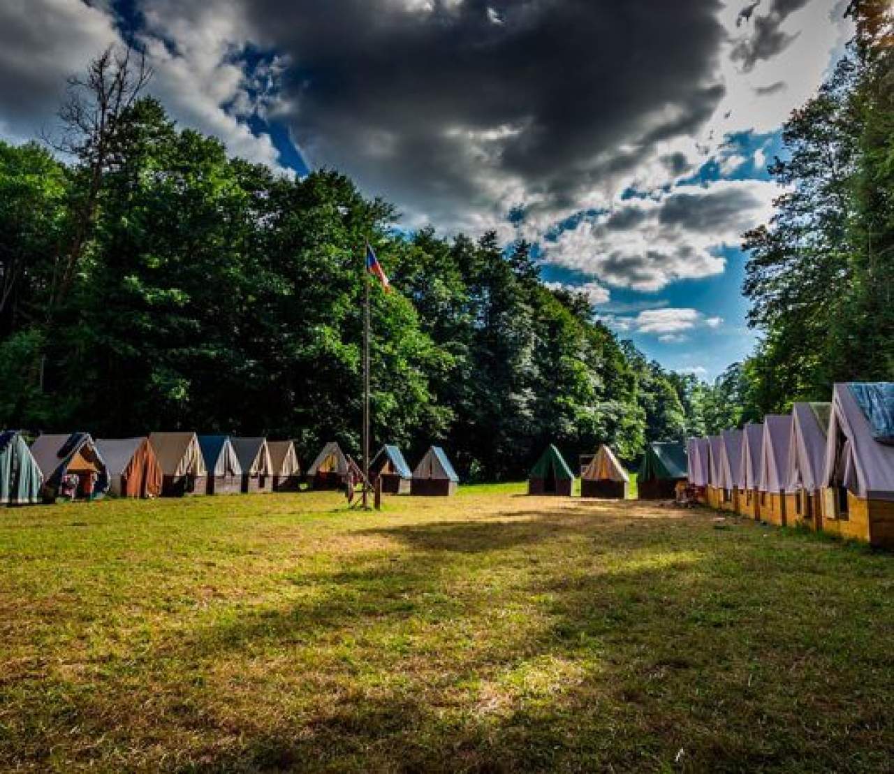 Mejores campamentos de verano en la naturaleza de la Sierra
