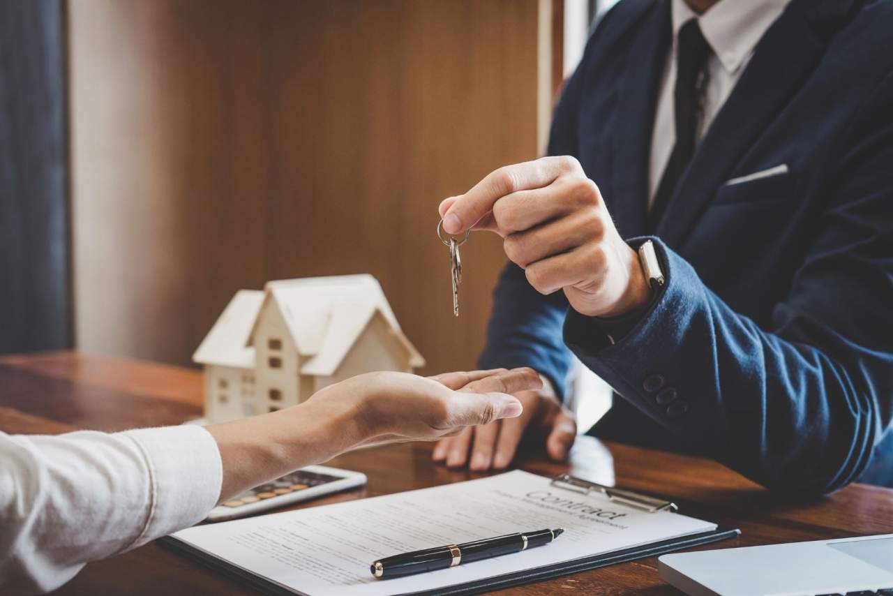 Adopta Tu Casa: Inmobiliaria Alcalá de Henares
