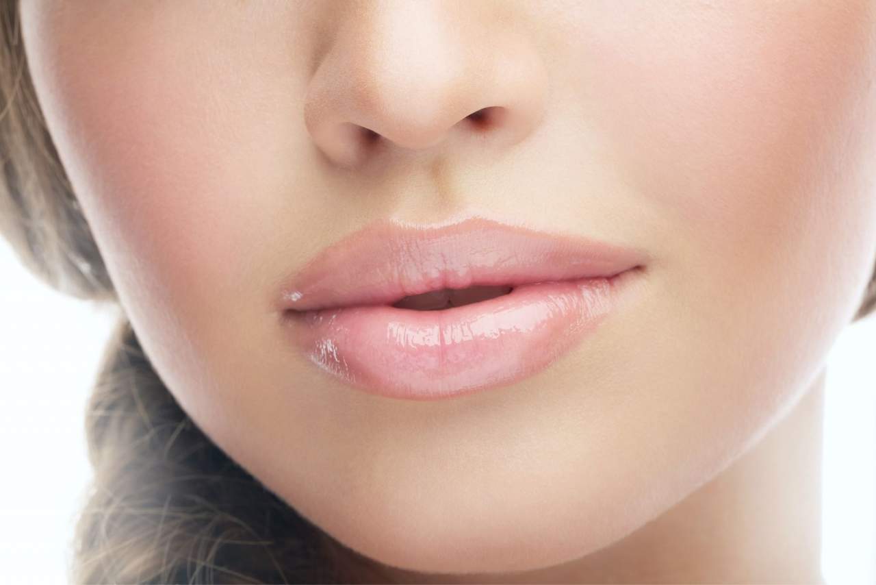 Clínica Fercasy: Hidratación labial con ácido hialurónico