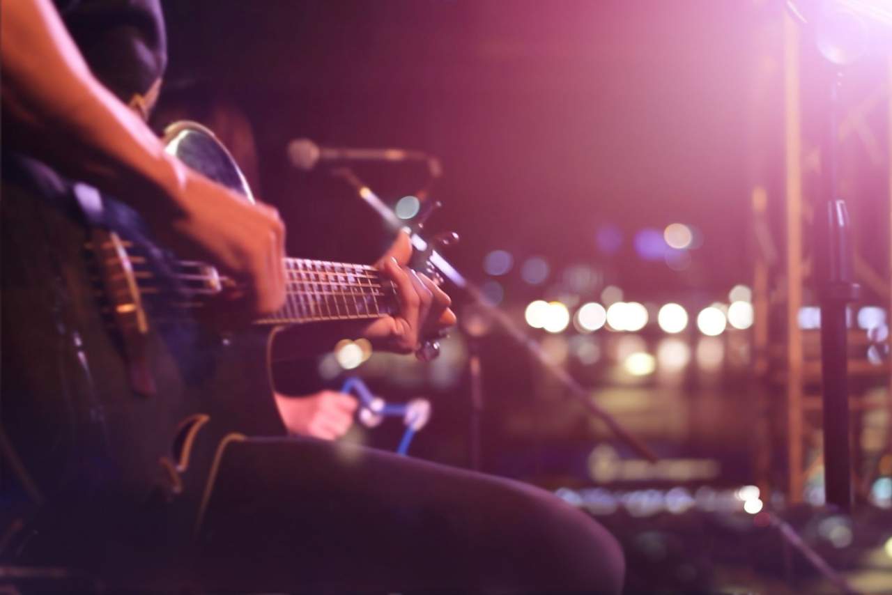 ¿Cómo afecta la música a la felicidad? En Una vida feliz