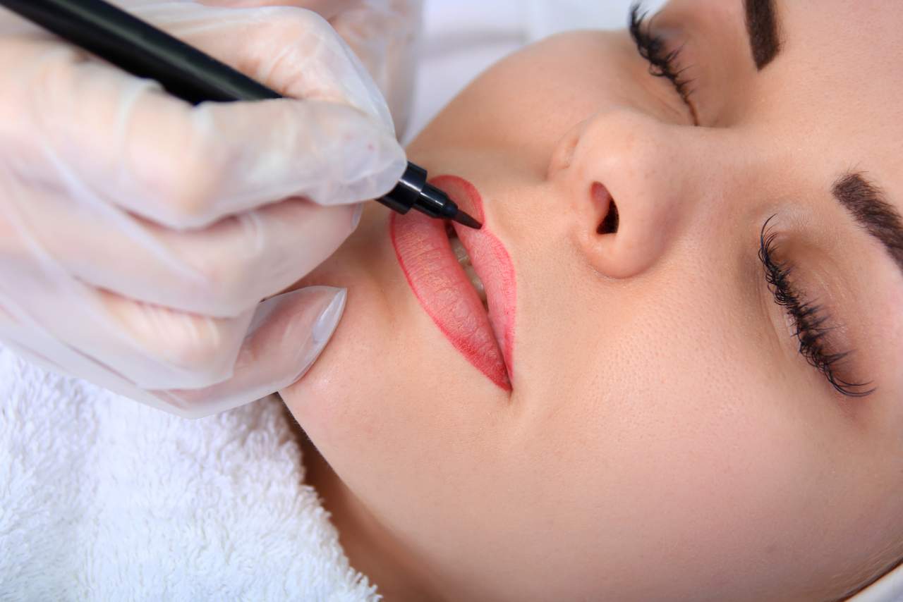 Micropigmentación de labios en Madrid en el centro Distrito Wellness Concept