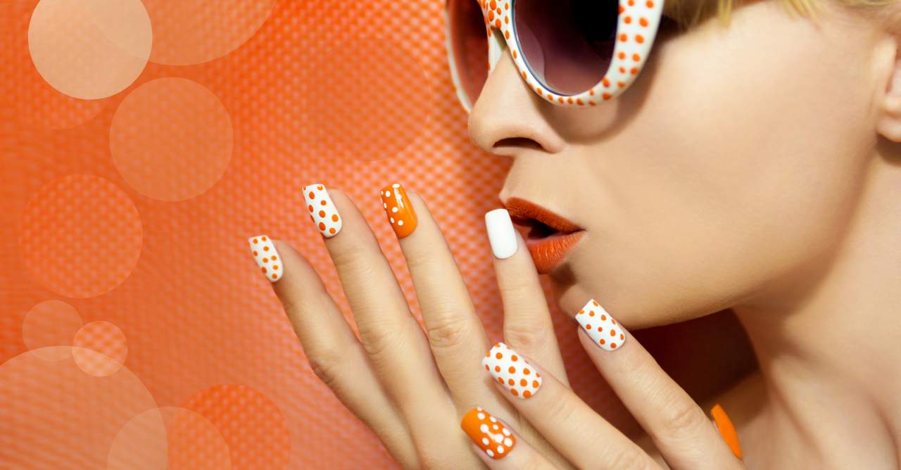 Cientos de esmaltes de colores semipermanentes en Beauty & Shop