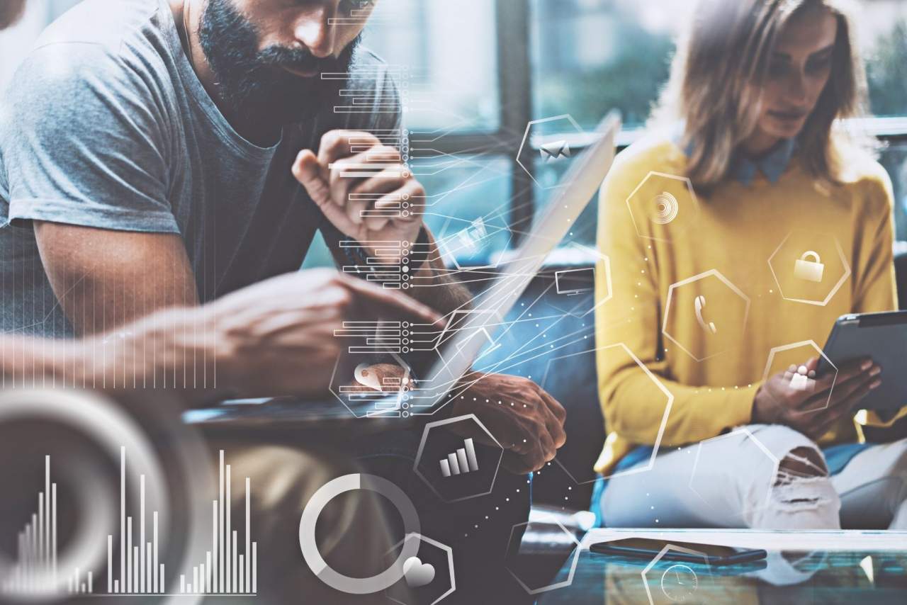Mediante la digitalización de asesorías, el mundo de las leyes se fusiona con el marketing