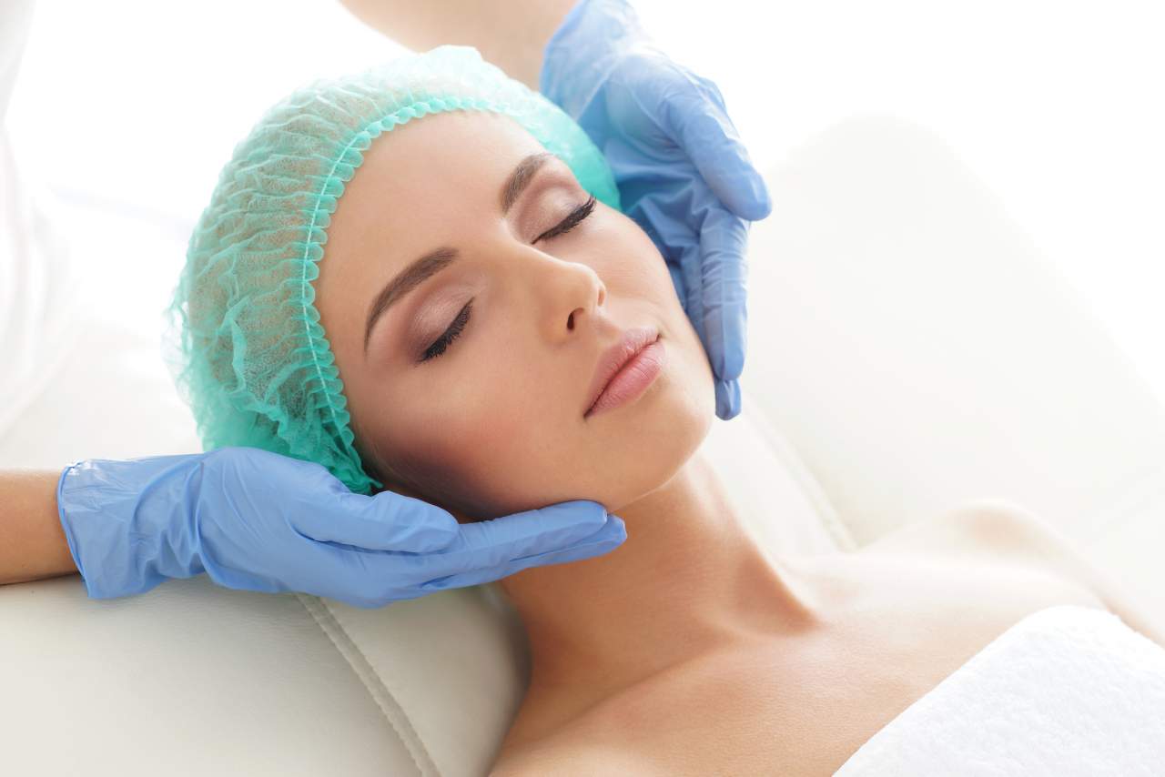Montserrat Travé: rejuvenecer el rostro con microneedling