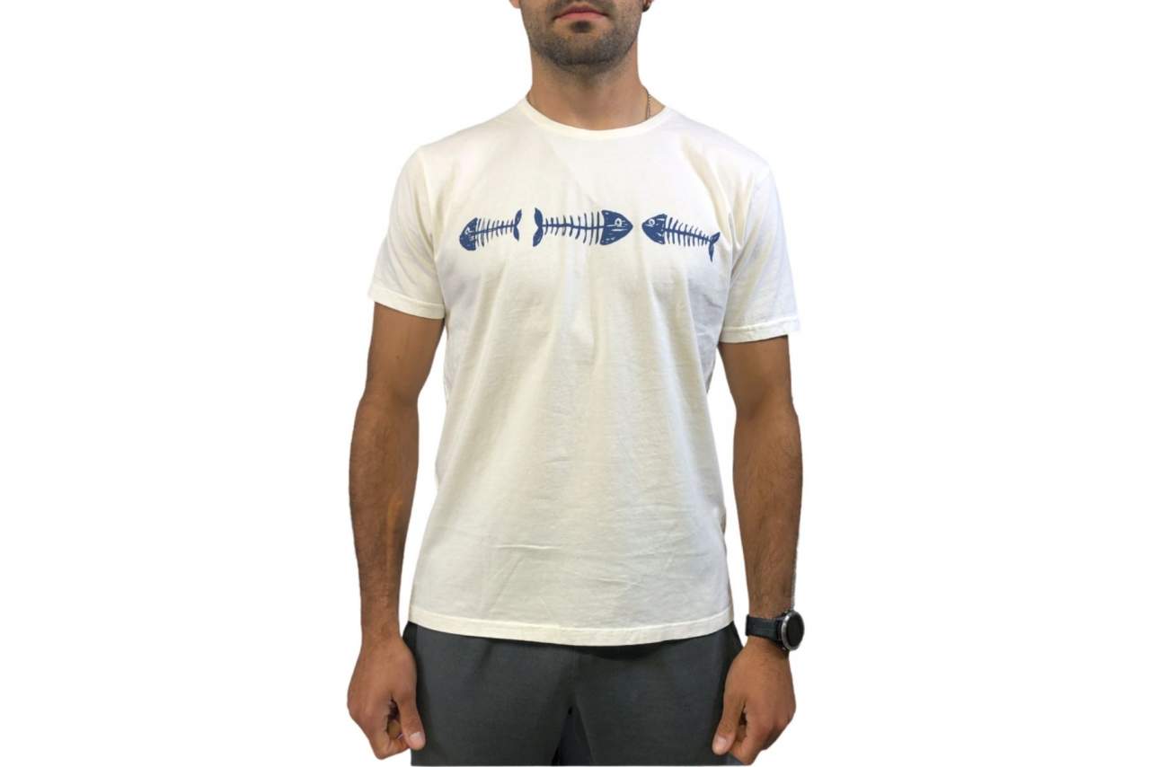 La camiseta ecológica de CLOTHESLG se llama camiseta Finestreta