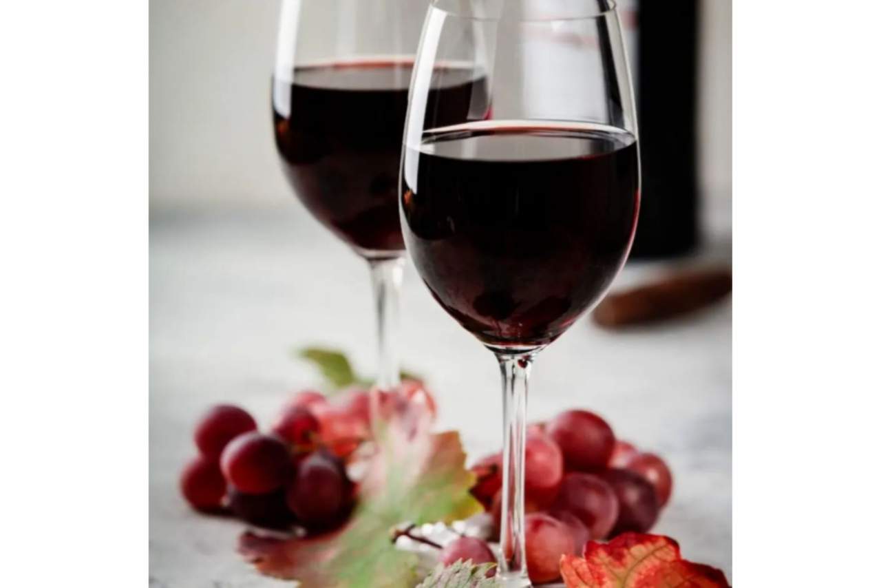 Marca gallega de vinos con variedad Tinto y Ribeiro Blanco, vinos No sé tú