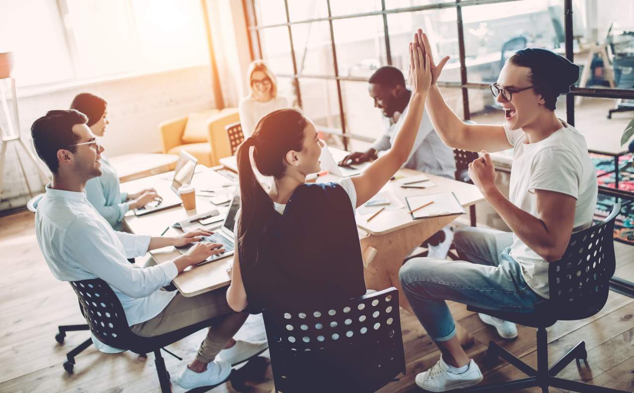 Mejorar el clima laboral en las oficinas con los sistemas de climatización Decke