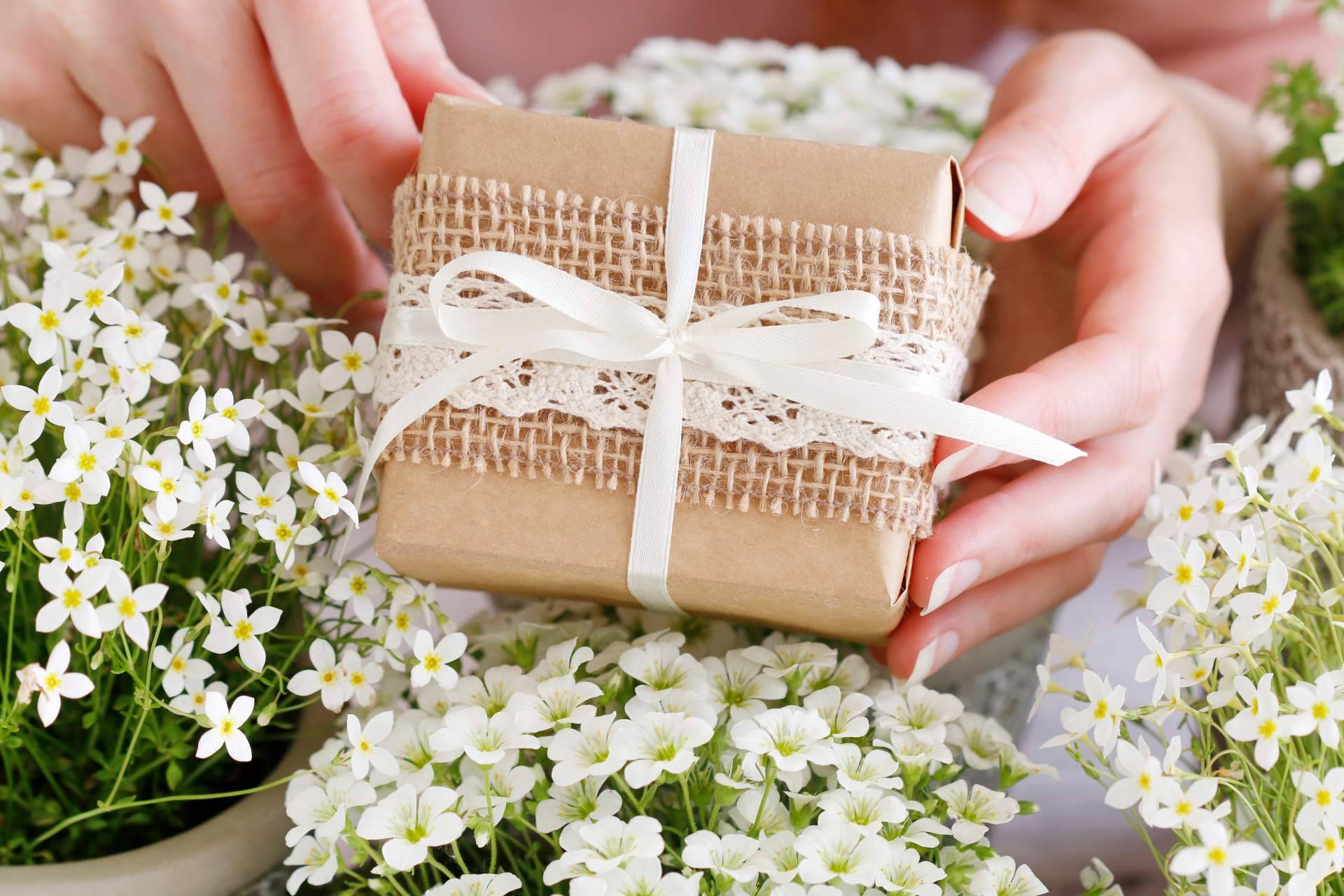 La tienda de regalos Regalos y Eventos es reconocida por el portal Bodas.net como uno de los mejores proveedores de bodas de España
