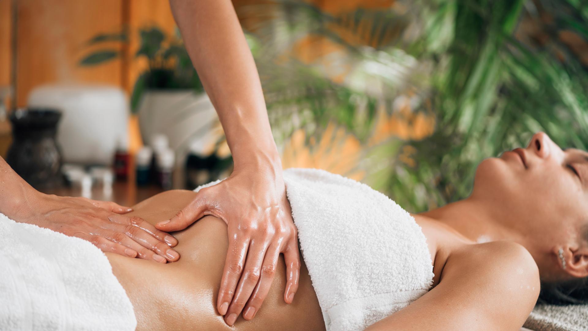 El masaje Abhyanga, uno de los tratamientos más demandados del momento en el Centro de Estética y Belleza Kainis Rituals