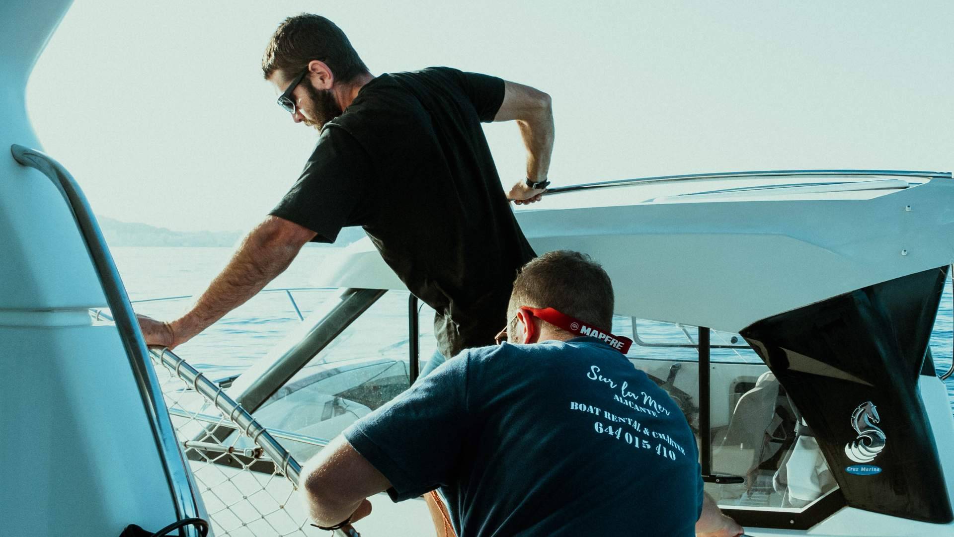 Sur La Mer explica cuál es la mejor temporada para alquilar barcos en Alicante