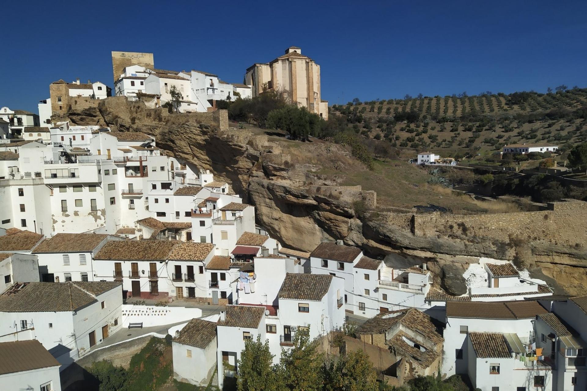 ¿Cómo visitar los pueblos blancos de Andalucía?: Freetours Nativos