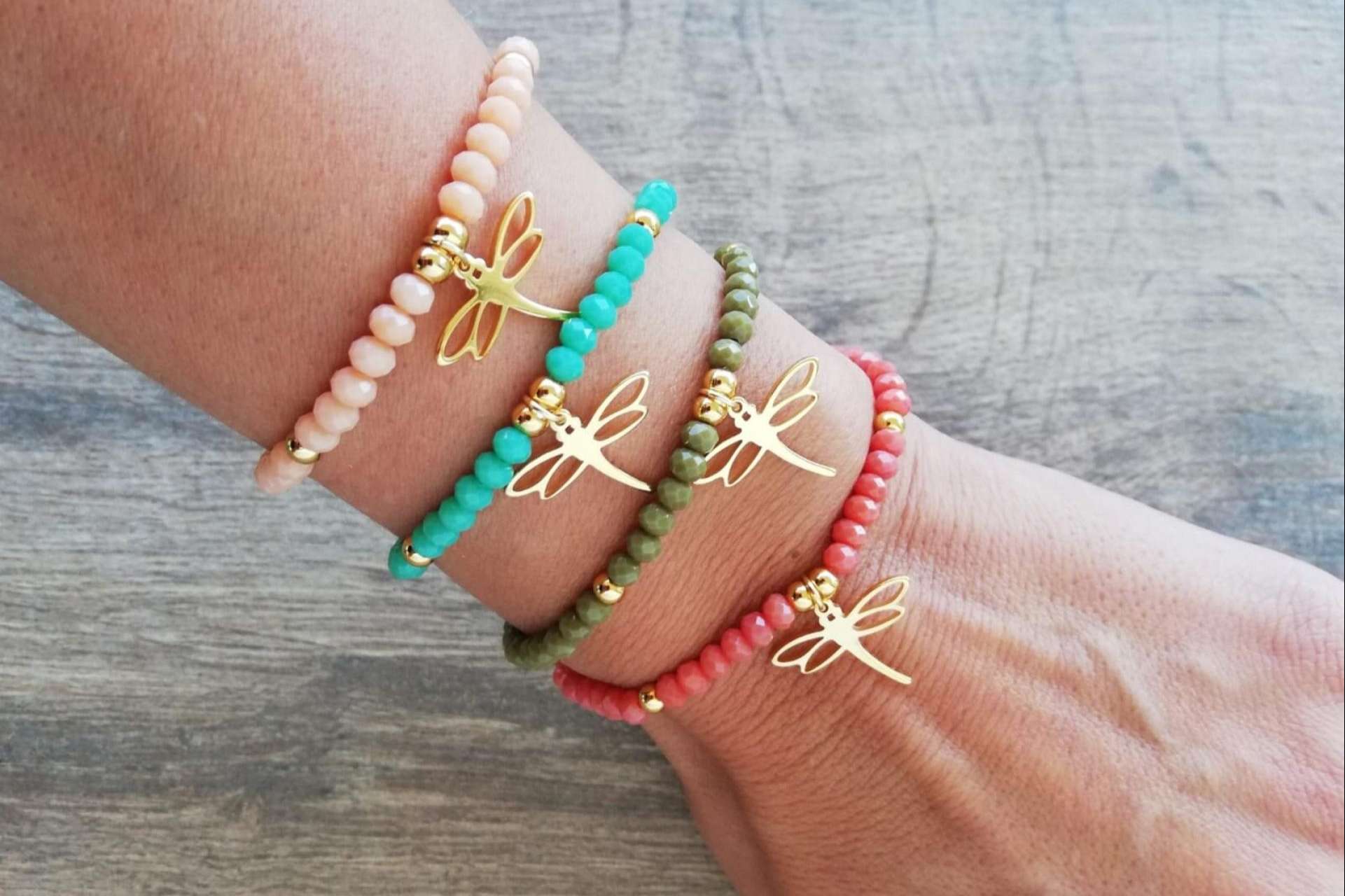Las pulseras elásticas de edición limitada de Janlukdesign