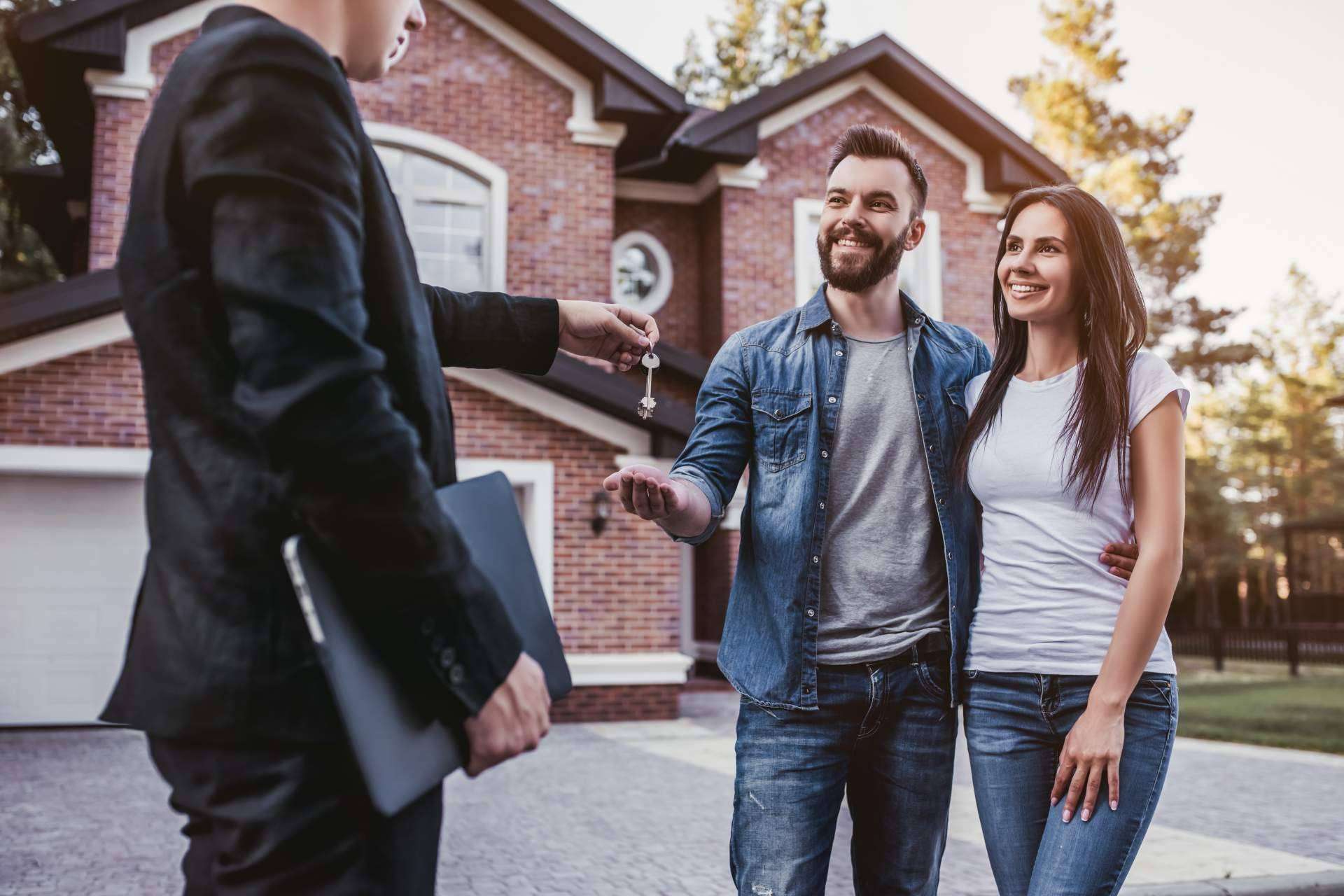 ¿Qué función desarrolla un bróker hipotecario? Por RN Tu Solución Hipotecaria