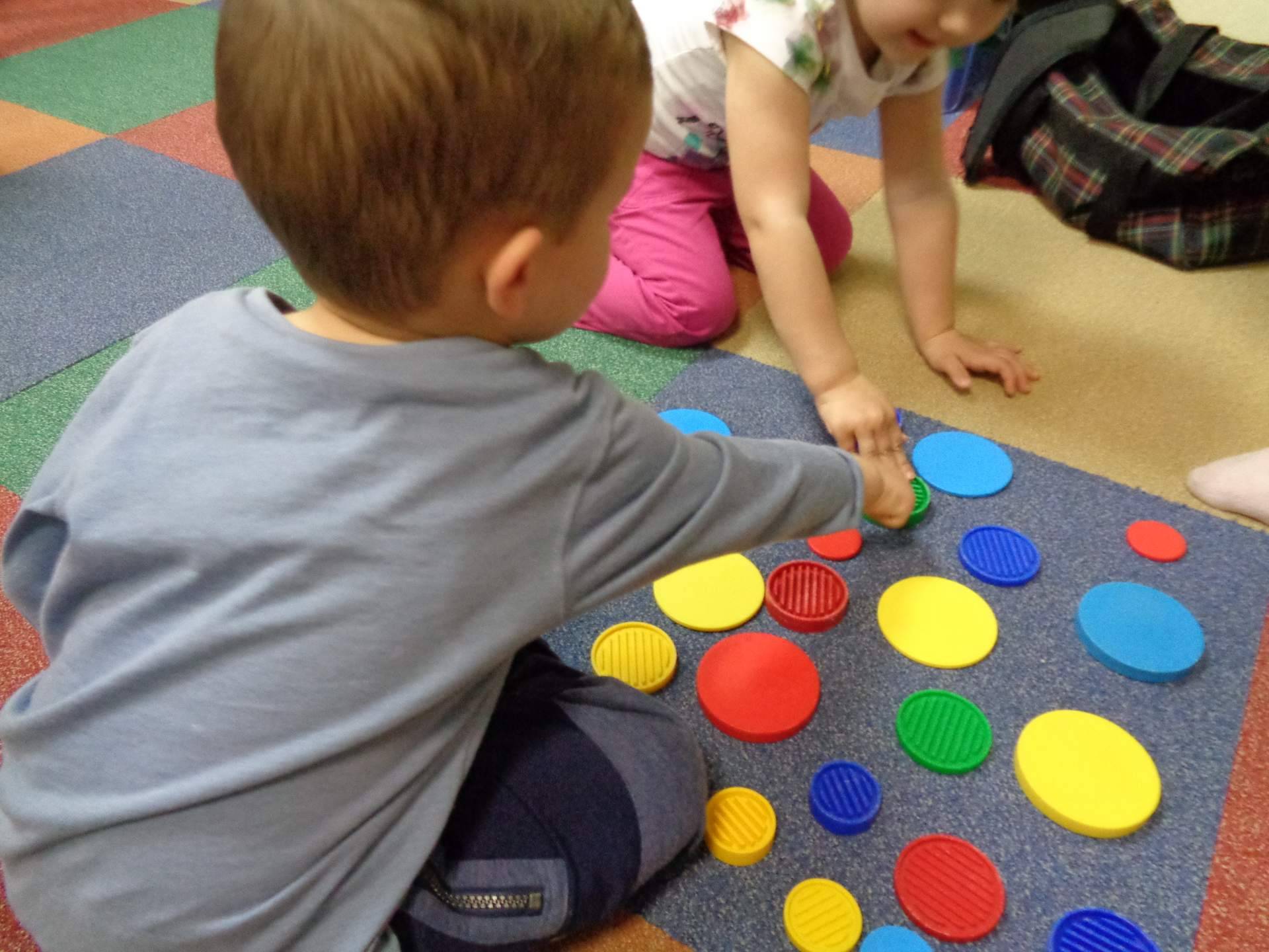 Curso online de estimulación temprana impartido por la experta en desarrollo infantil Rosina Uriarte