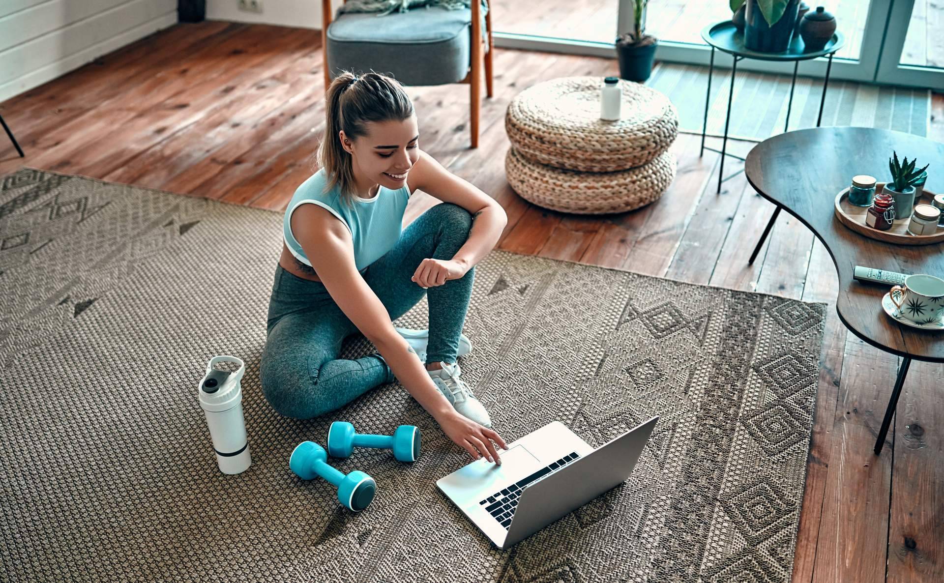 El fitness y sus beneficios como estilo de vida para la mujer