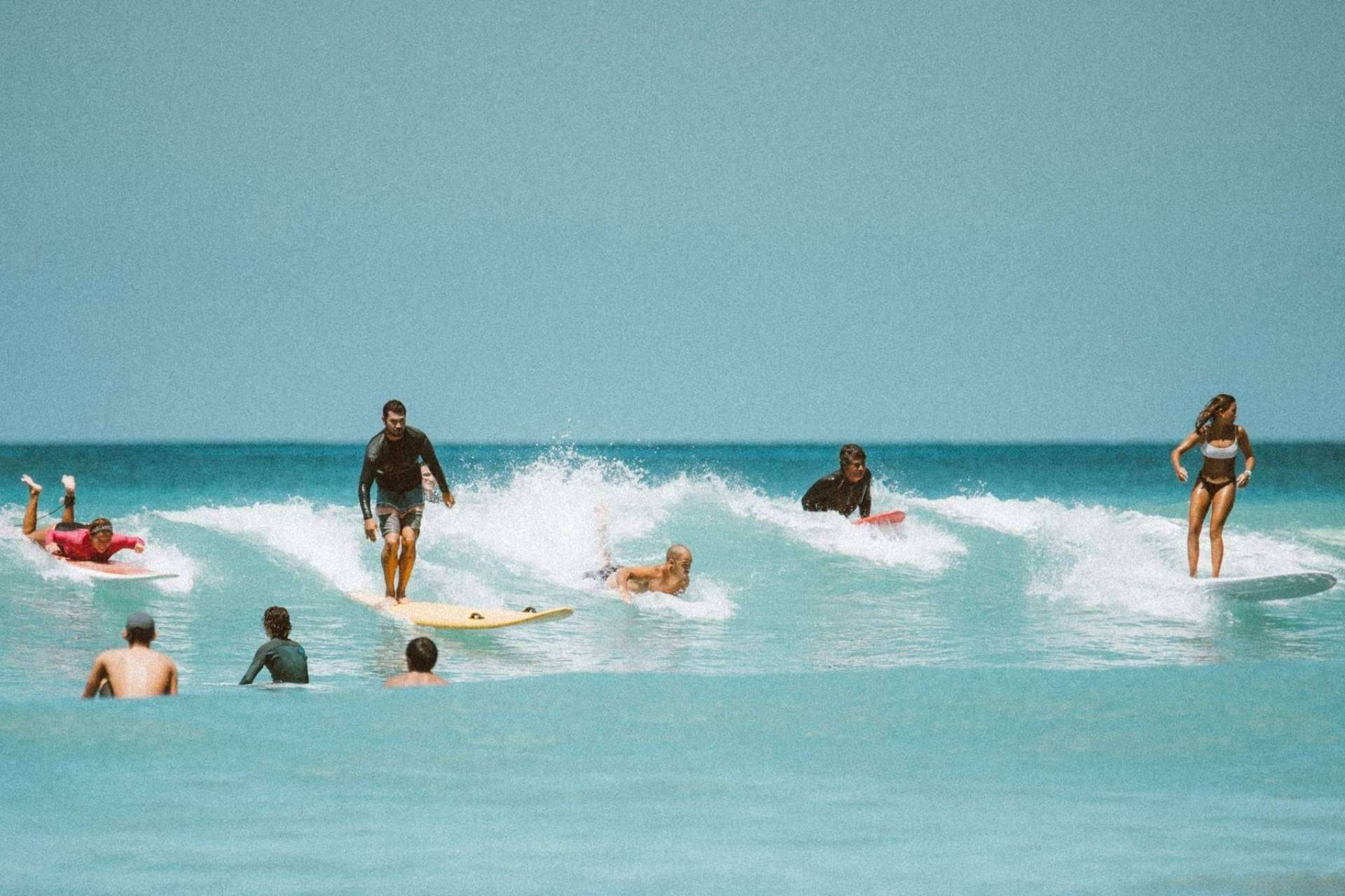 Campamentos de verano de surf con Natuaventura