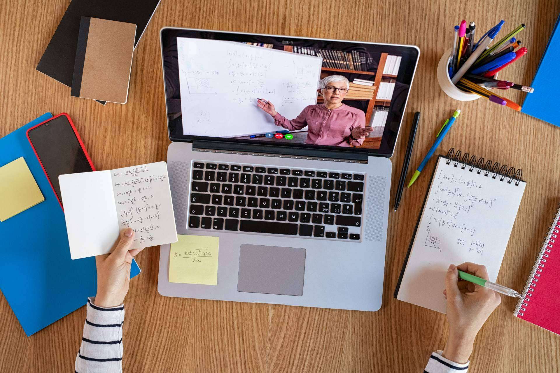 Metaaprendizaje en matemáticas y ciencias, un libro para rediseñar la educación matemática y científica