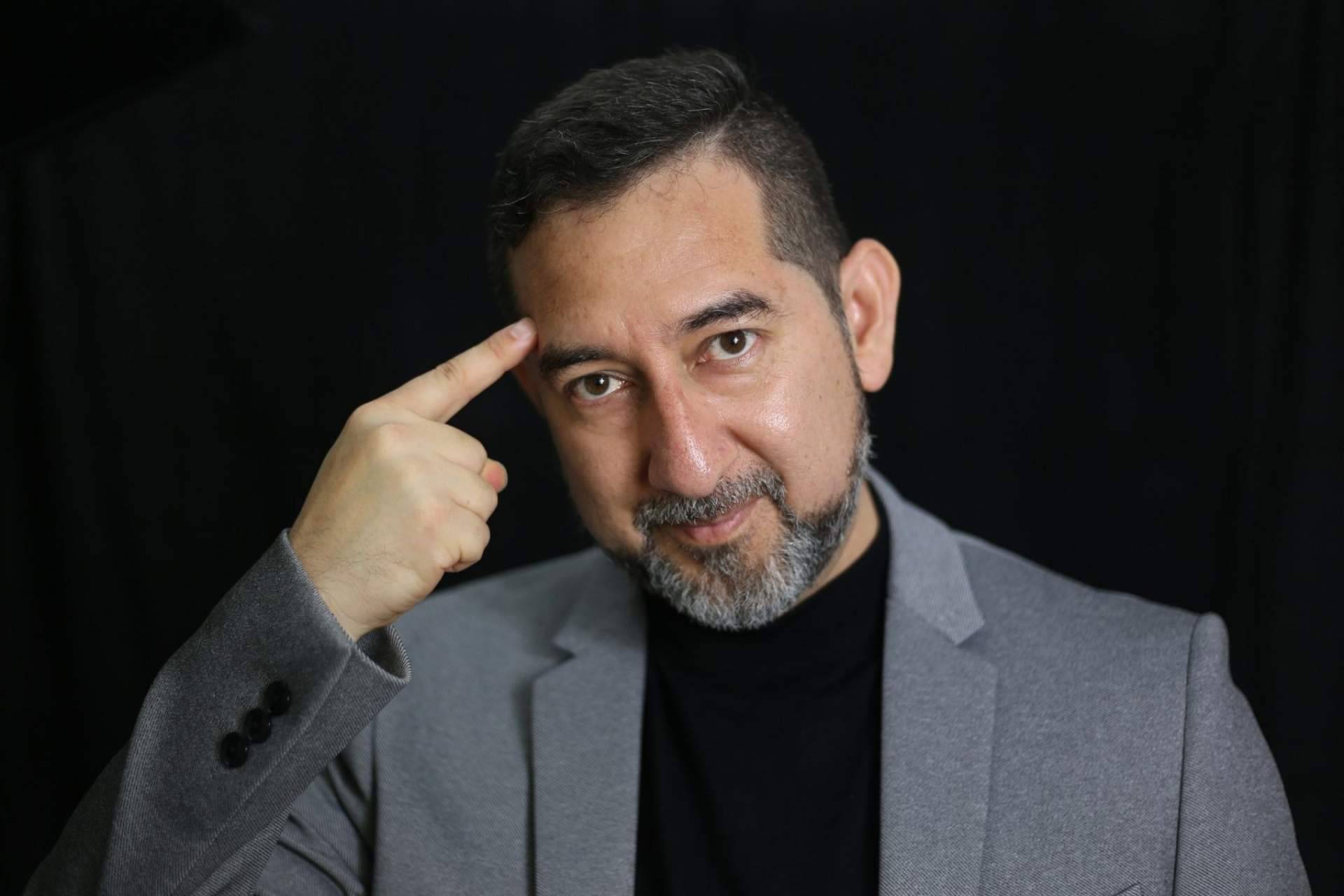 'Iniciación a la PNL', el curso de formación sobre Programación Neurolingüística impartido por César Vera, uno de los coaches ibero-peruanos más influyentes de los últimos años