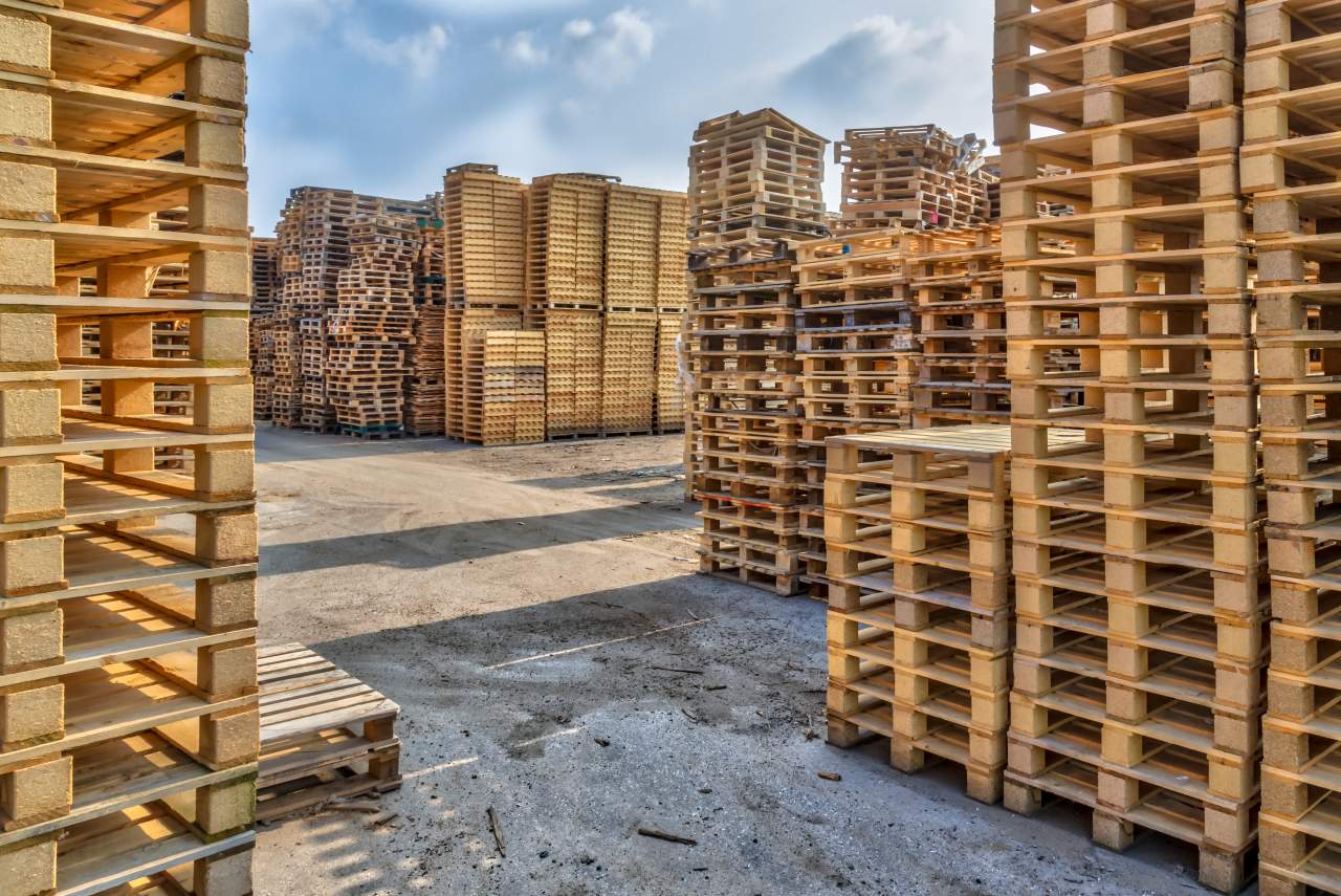 La empresa española registrada a nivel europeo, Europalet, cuenta con un amplio catálogo de palet europeo y palet americano