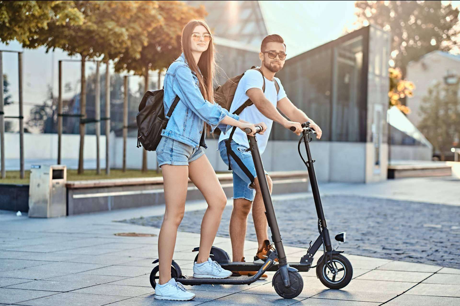 LYNX: pasear con patinetes eléctricos en verano por Barcelona