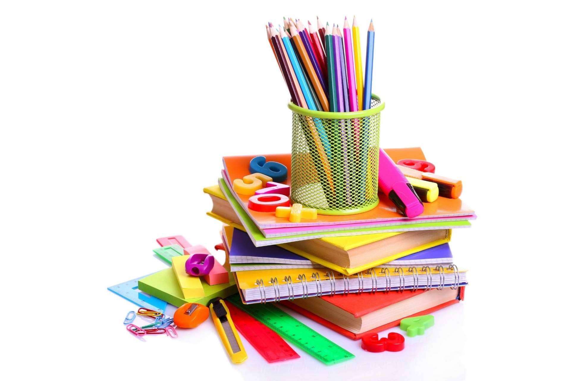 Compra Etiquetas: el amplio catálogo de material escolar para la vuelta al cole