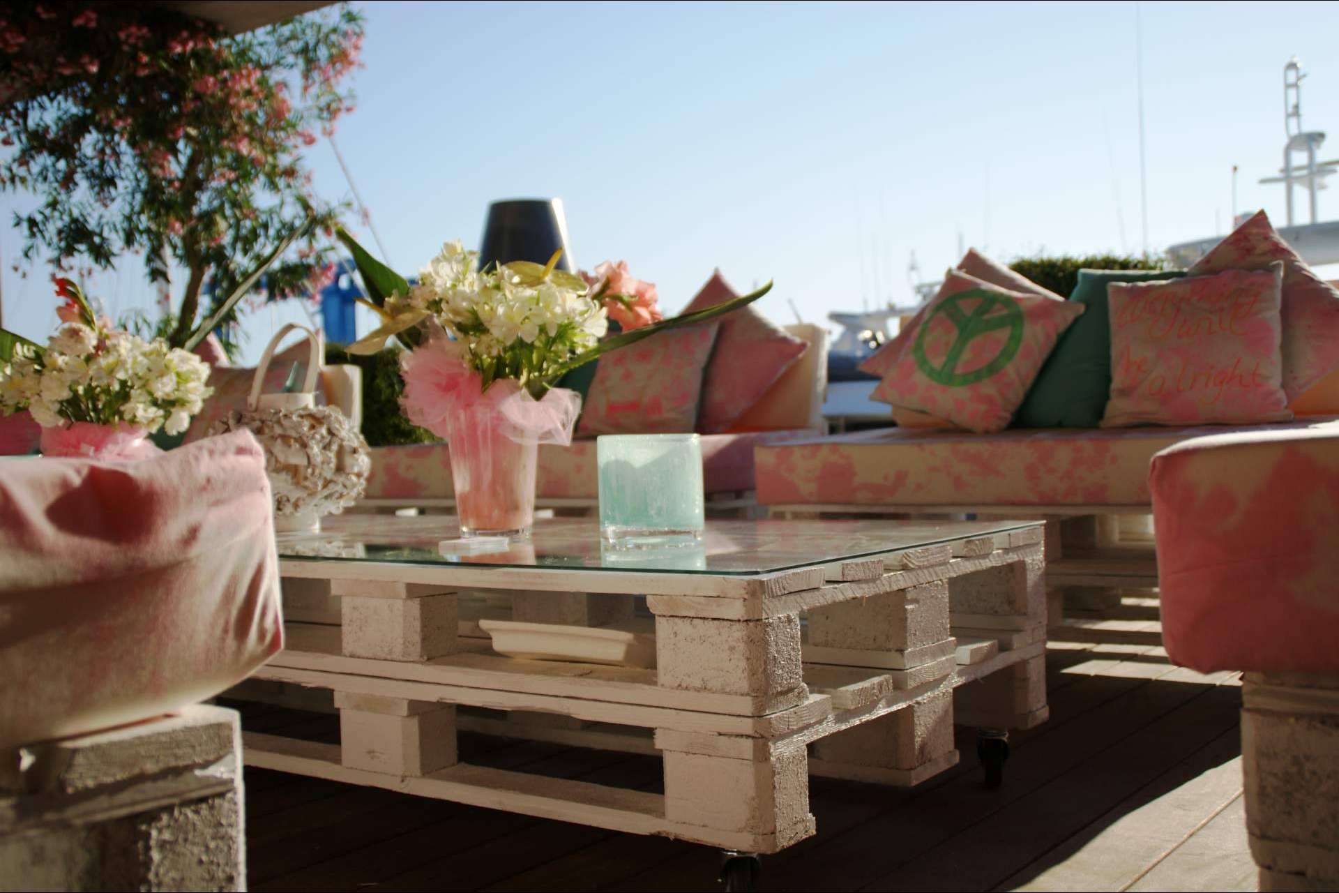 ¿Dónde encontrar mesas con palés de diseño?: Dydaya Home