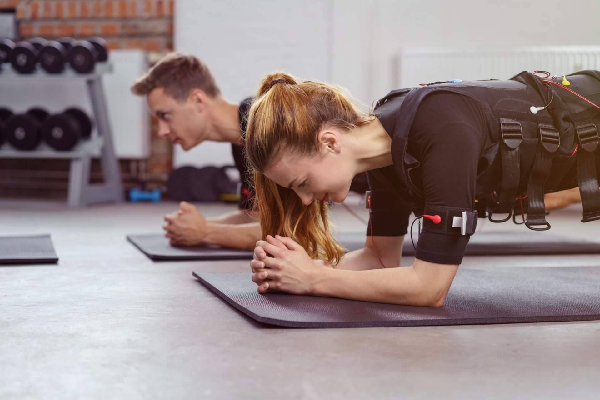 Alcanzar objetivos más rápido a través de la electroestimulación o electrofitness: Ren Coach