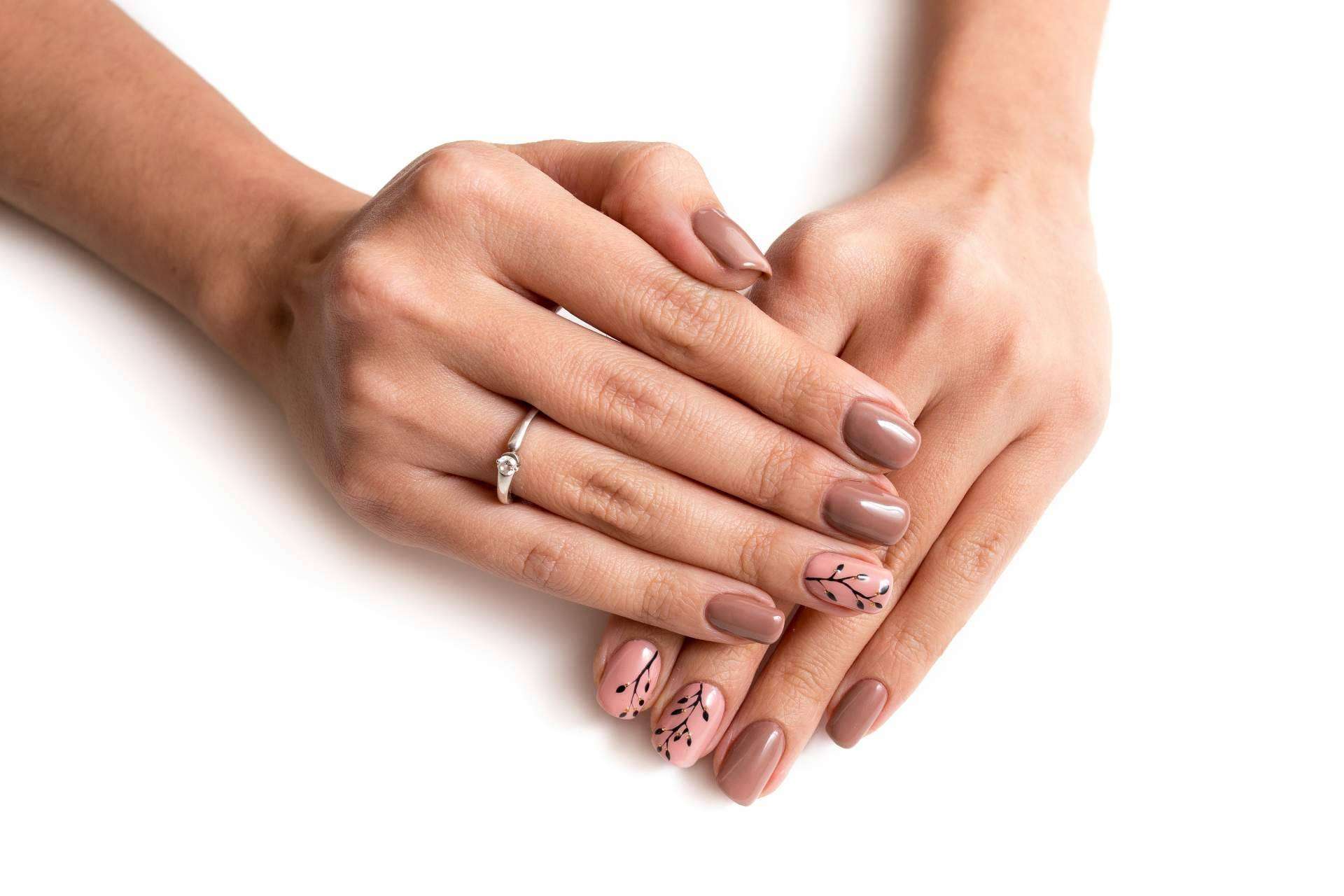 Tendencias en manicura creativa con los productos Semilac de Beauty & Shop