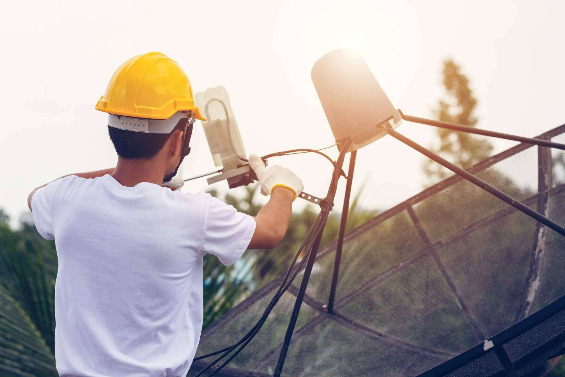La importancia de contratar un antenista o instalador de antenas parabólicas profesional como los de Antenistas Valencia