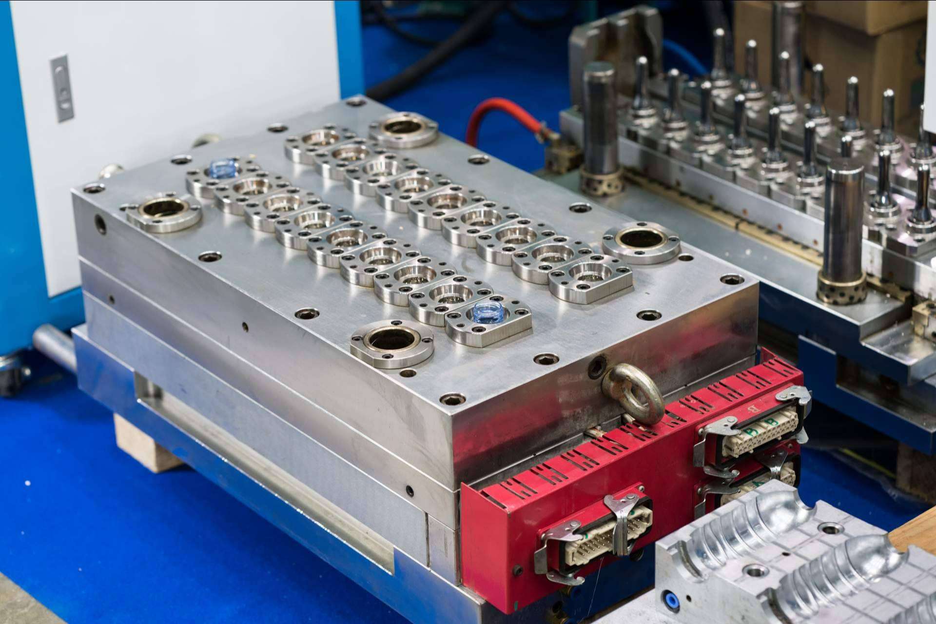 Bull Importer, el fabricante de moldes con la última tecnología del mercado