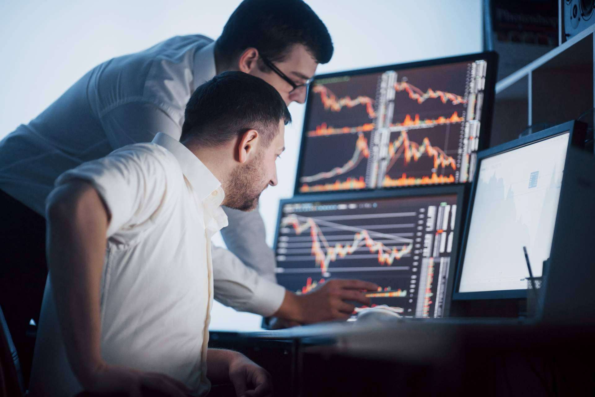 Aprender trading moderno con herramientas avanzadas y cuentas capitalizadas por un tercero de la mano de Delta Value