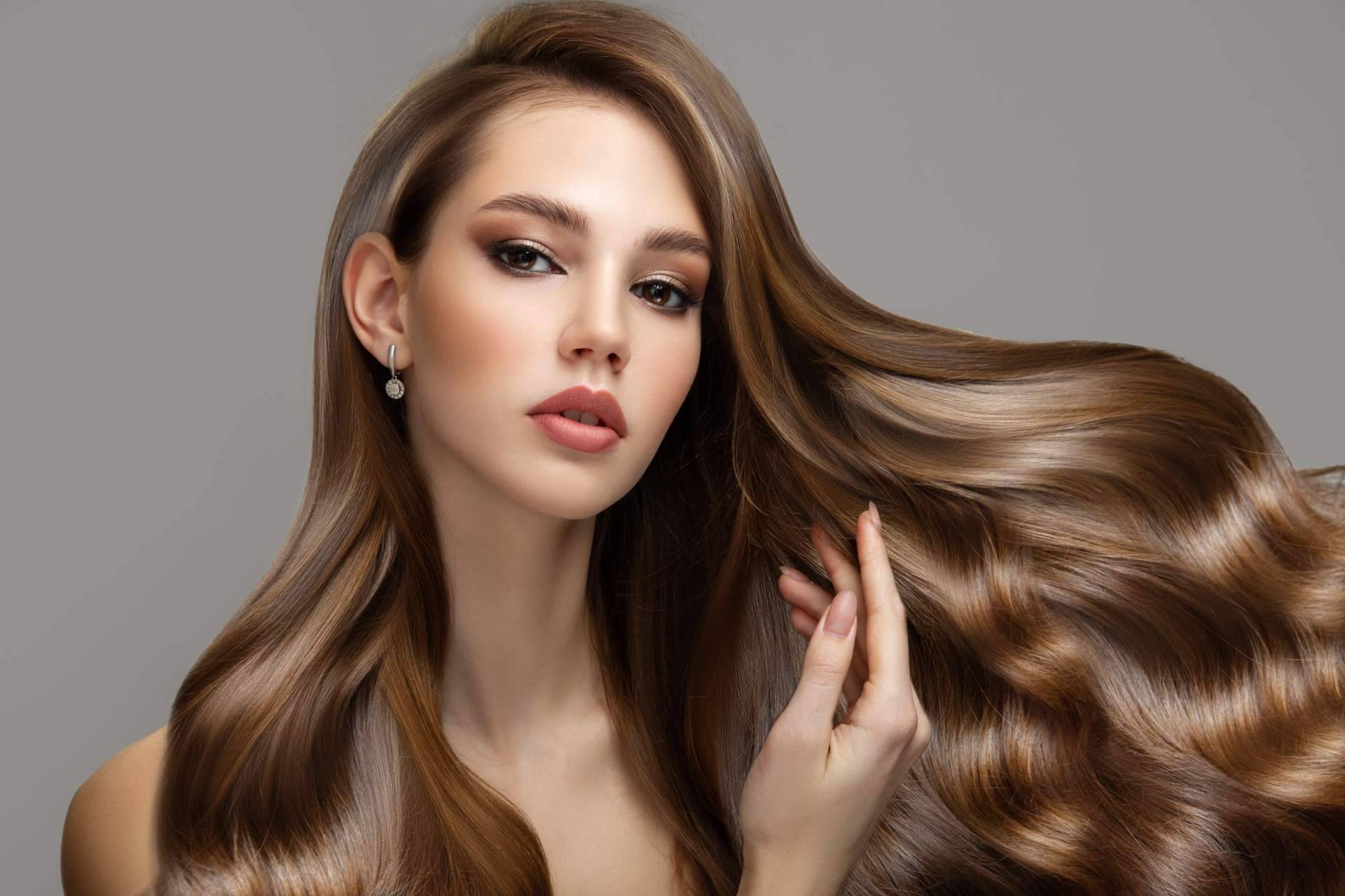 Los beneficios del tratamiento Olaplex que realiza CharoConector Healthy Style