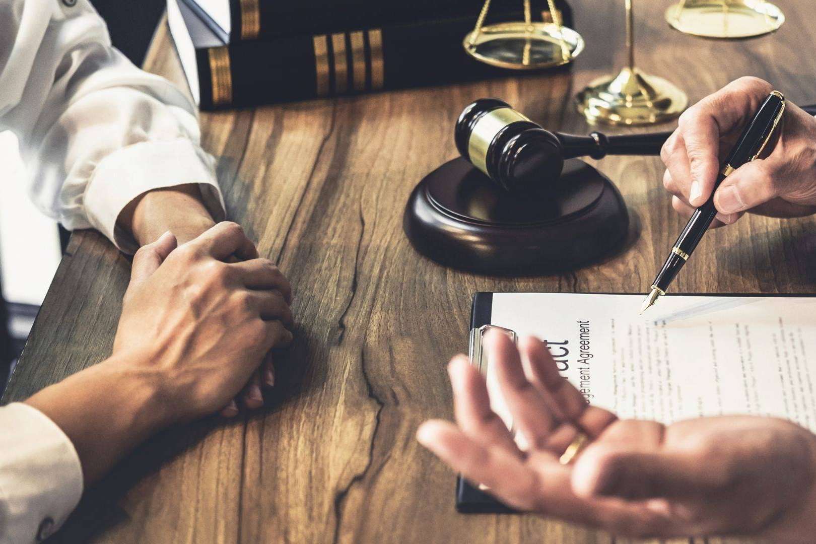 iMorosity: salir de los ficheros de morosos cuando se vulnera el derecho al honor