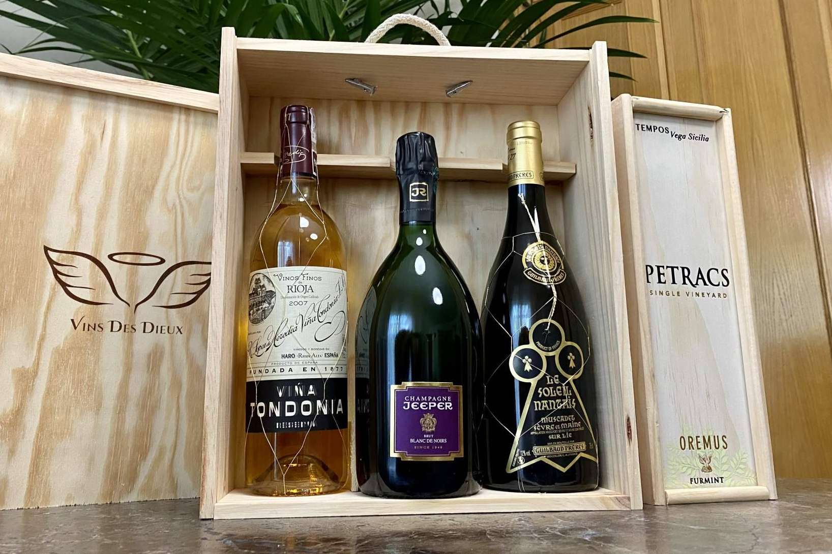 ¿Cuál es el top 10 de vinos blancos de Vins des Dieux?