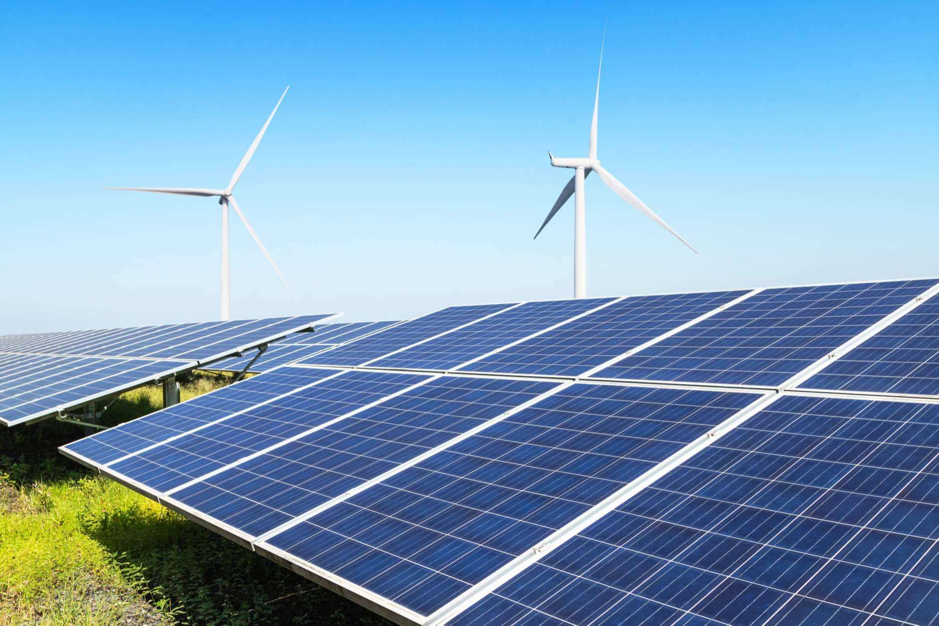 ¿Qué son las placas solares híbridas?, por Ingeniería MASRED