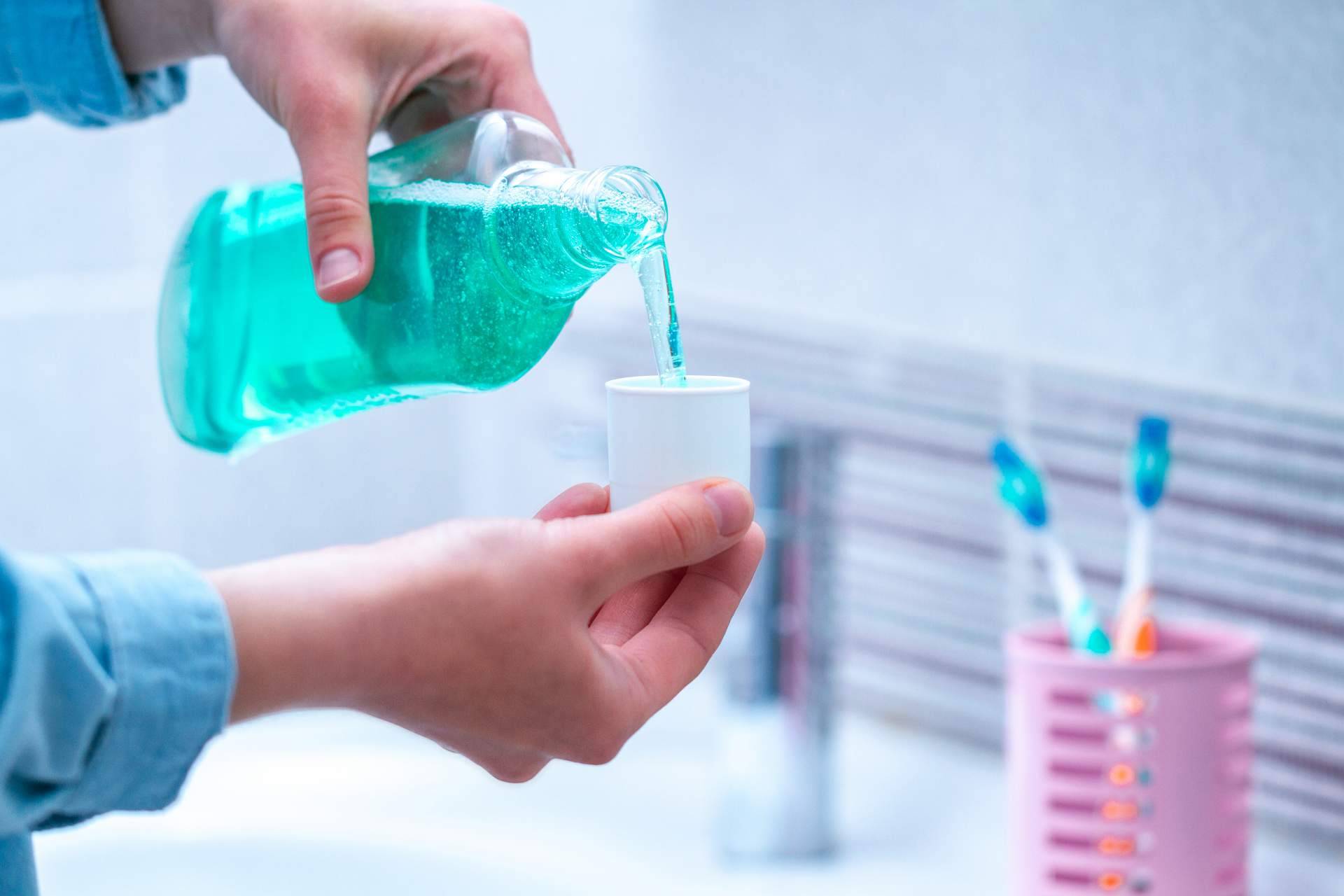 Dr. Organic ha creado un enjuague bucal de aloe vera orgánico que está disponible en el Centro de Naturopatía y la Salud