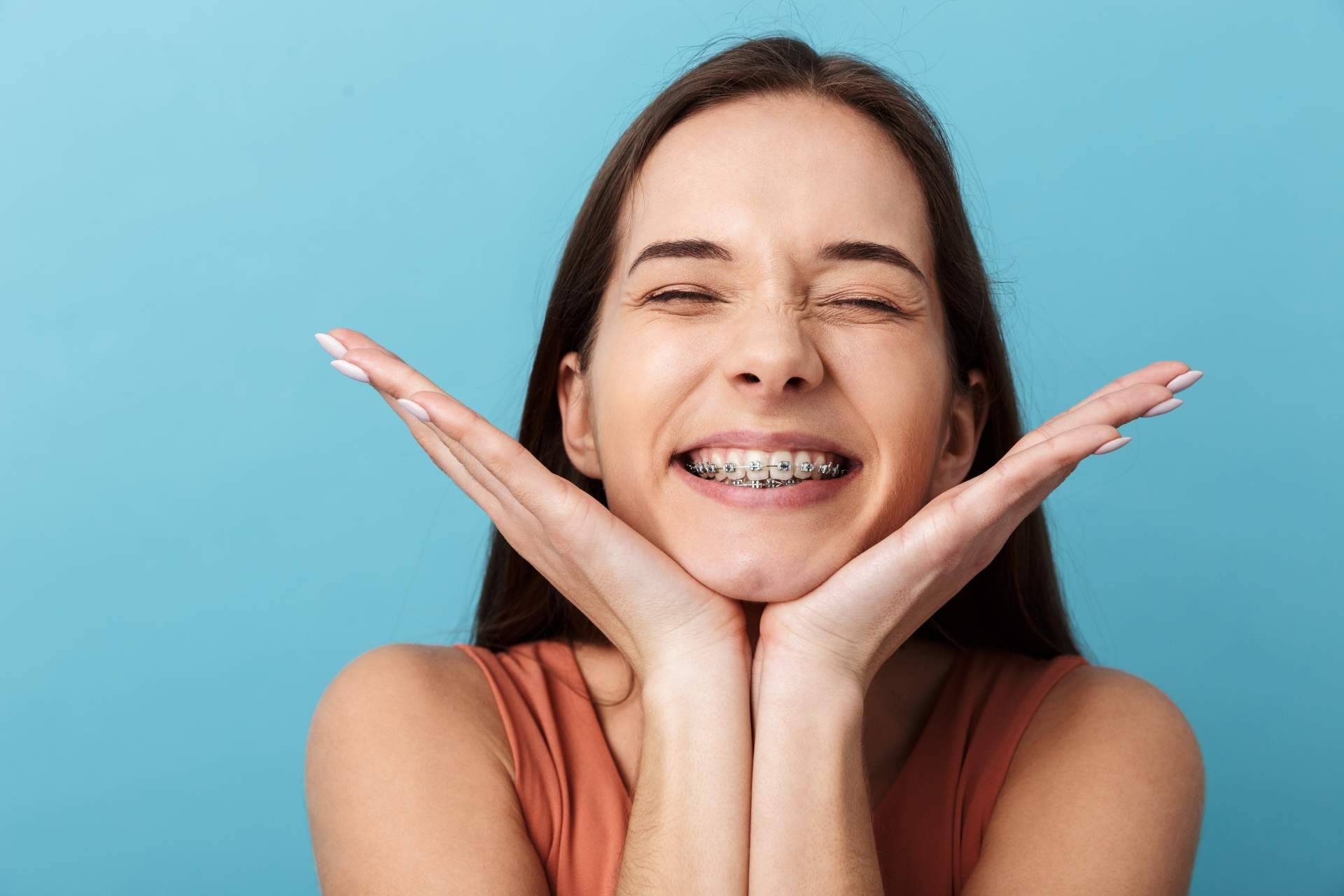 Servicios de ortodoncia Insignia en Badajoz de la mano de Clínica Sonrisas