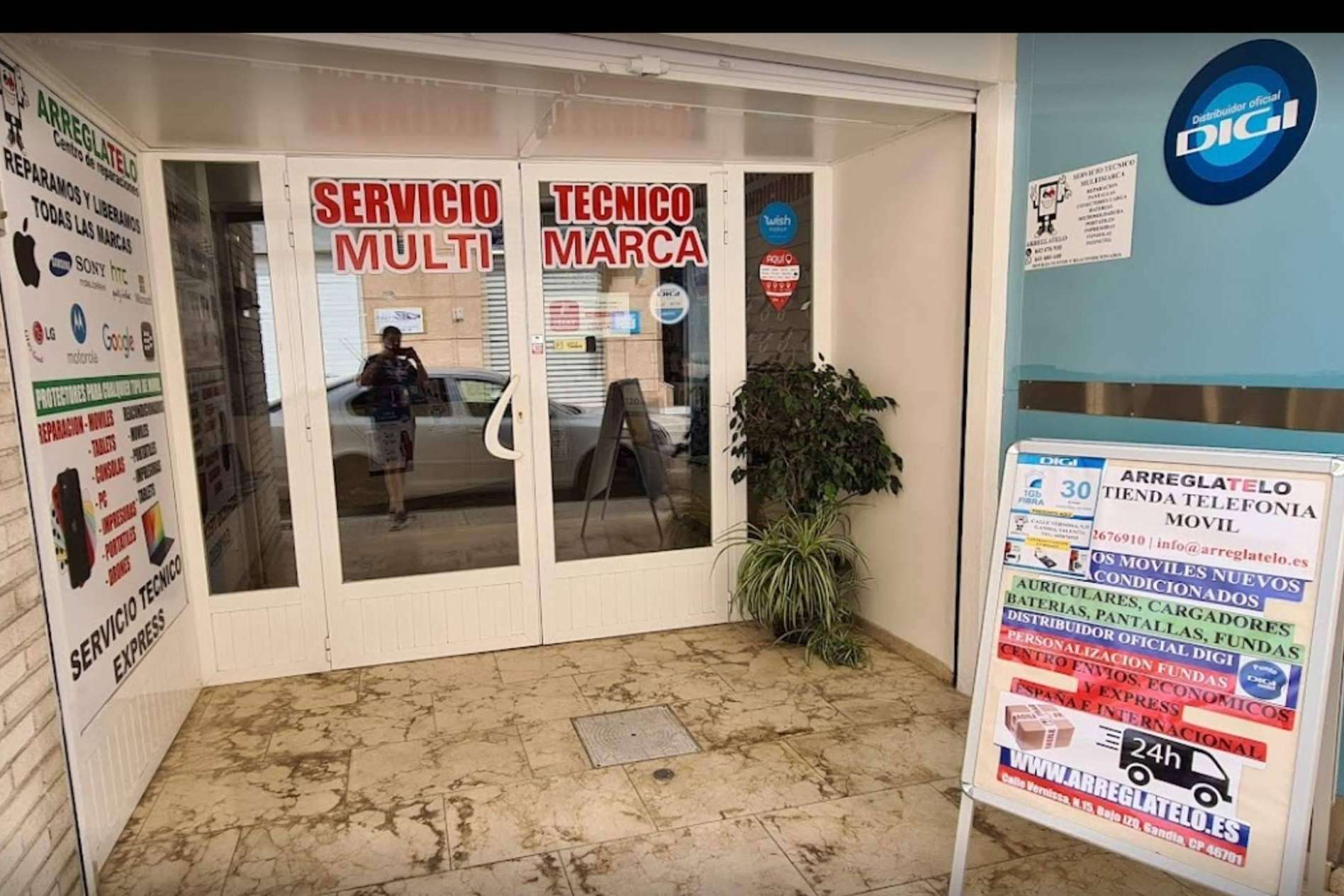 Reparación de móviles y otros electrónicos en Gandía con calidad y variedad de repuestos, por Arréglatelo