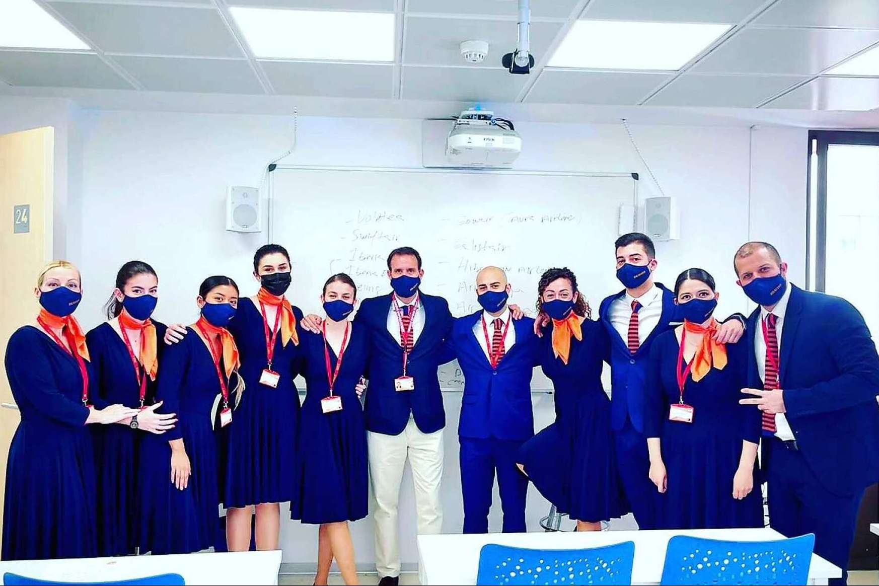 BRAVO19 ofrece formación en Gijón para obtener el título de auxiliar de vuelo