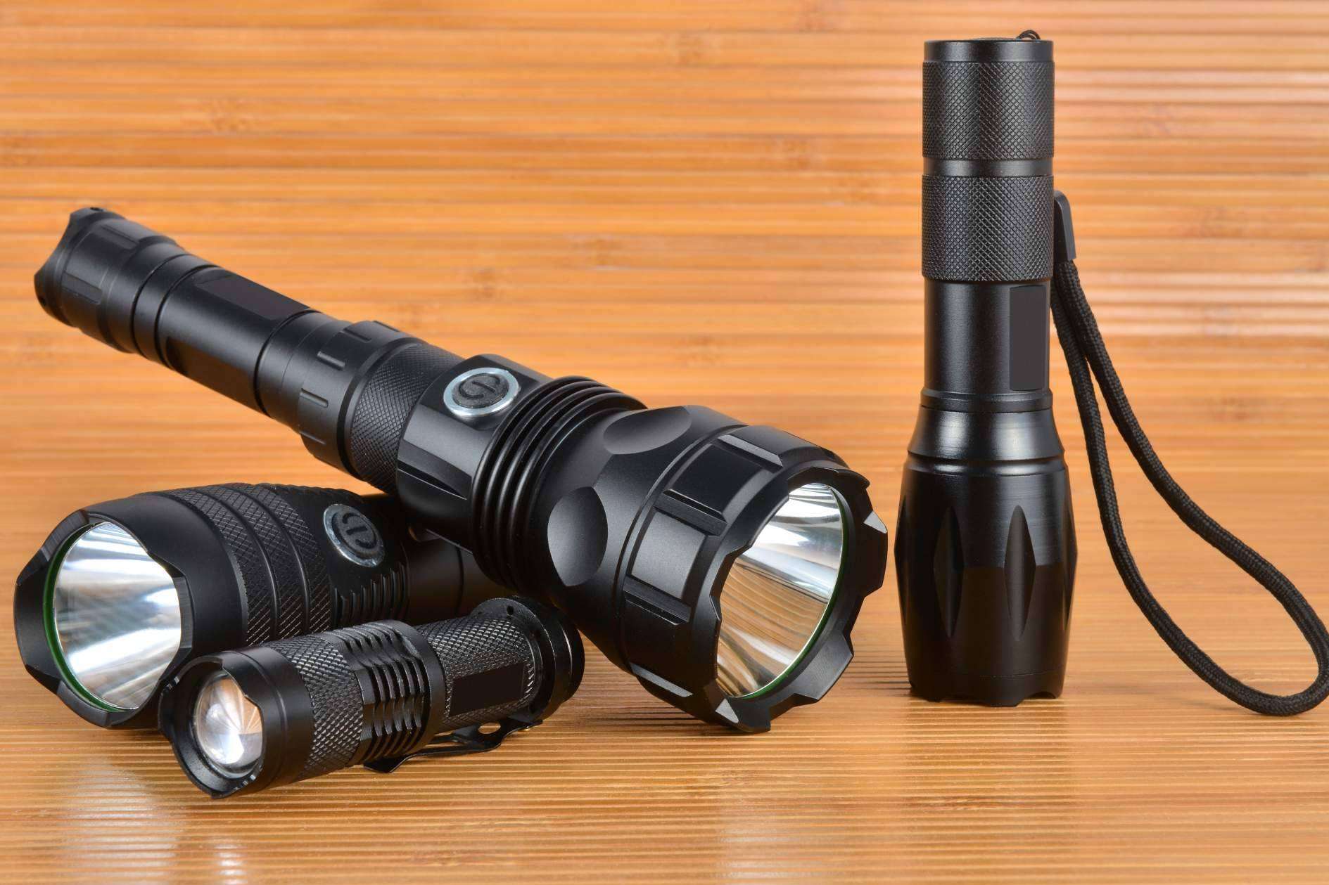 Suministros Tomás Beltrán dispone de linternas de todo tipo con luz LED